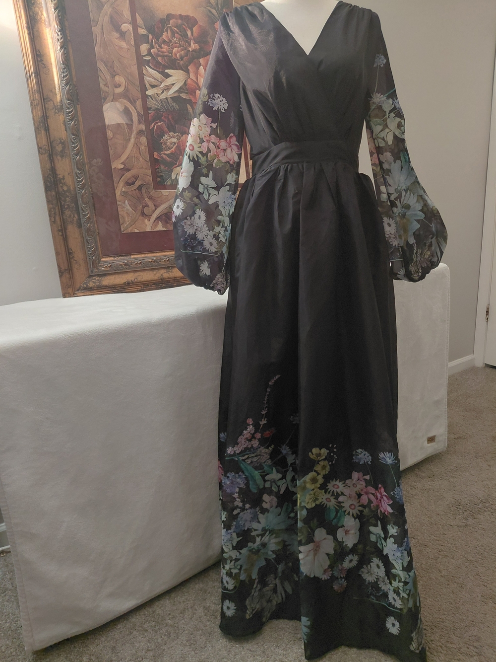 Giffiniseti Formal Elegant Black Floral-Trim Dress. Size Small NWT